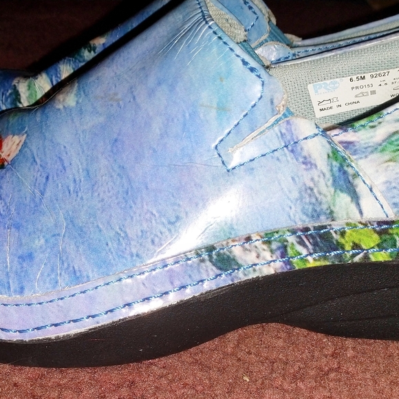 Nursing shoes - Picture 3 of 5